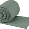 Sea To Summit Pocket Towel L, Olijf 2 Sea To Summit Pocket Towel L, Olijf -Deuter Shop sea to summit pocket towel l sage 1